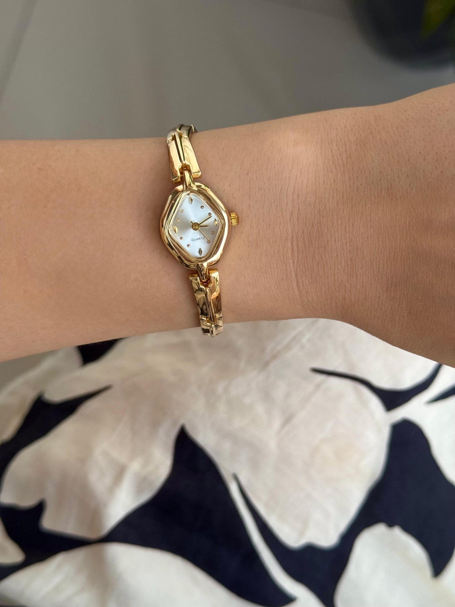 Gold Women’s Bracelet Watch, Quartz Movement, Minimalist Design