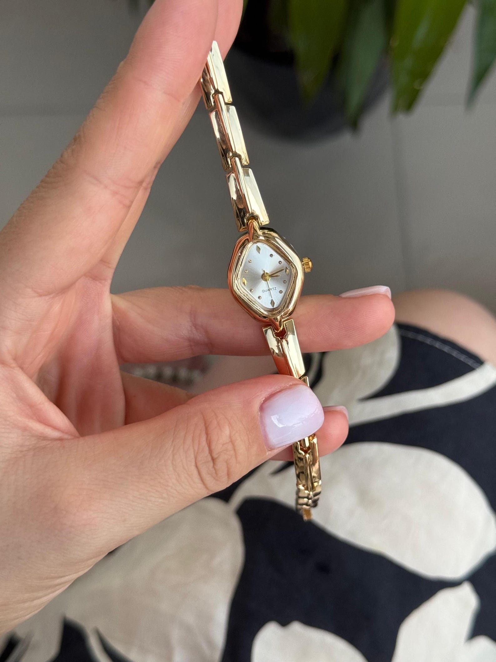 Gold Women’s Bracelet Watch, Quartz Movement, Minimalist Design