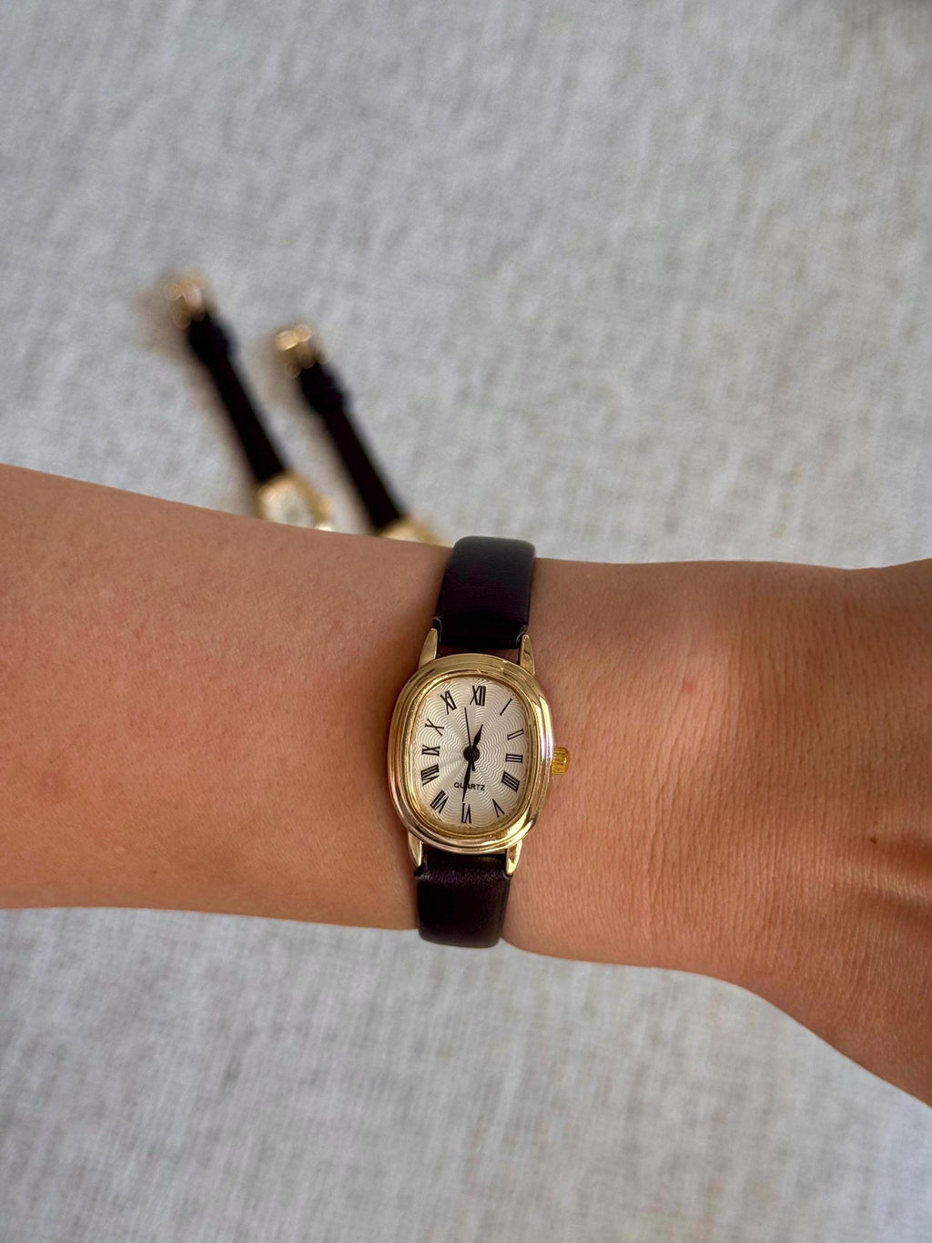 Gold Women’s Watch, Minimalist Leather Strap Watch, Gift for Her, Everyday