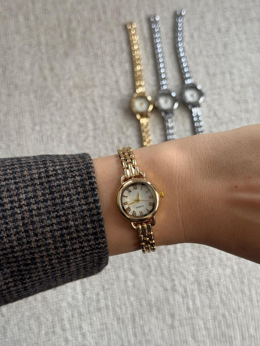 Gold Women’s Watch, Roman Numeral Dial, Quartz Bracelet
