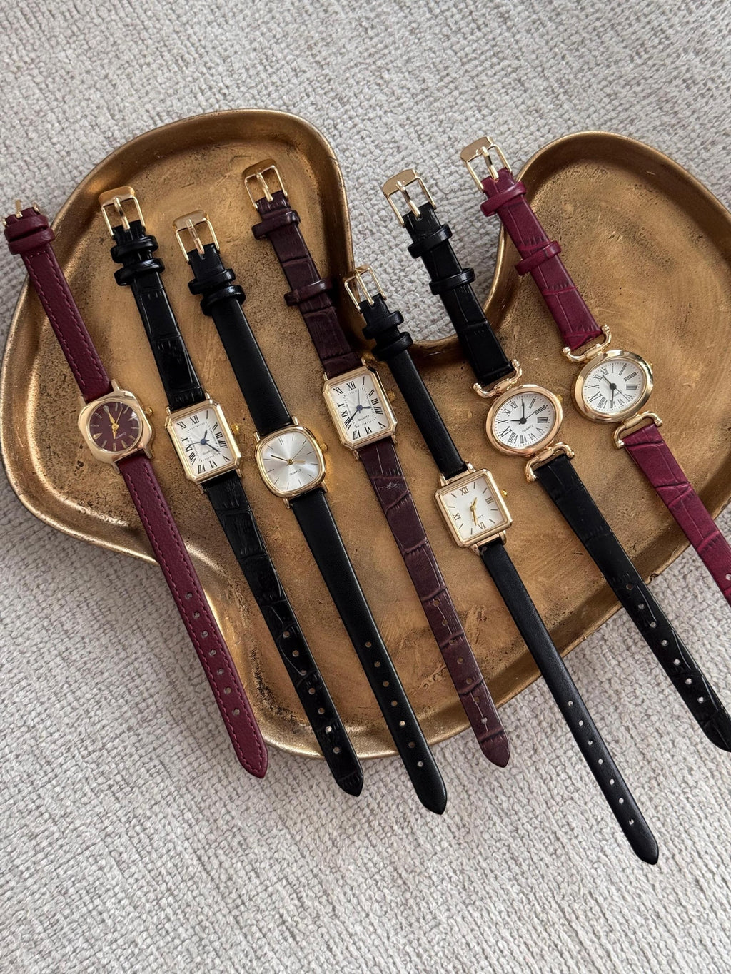 Women’s Watch, Faux Leather Strap, Gold-tone Case, Minimalist Design