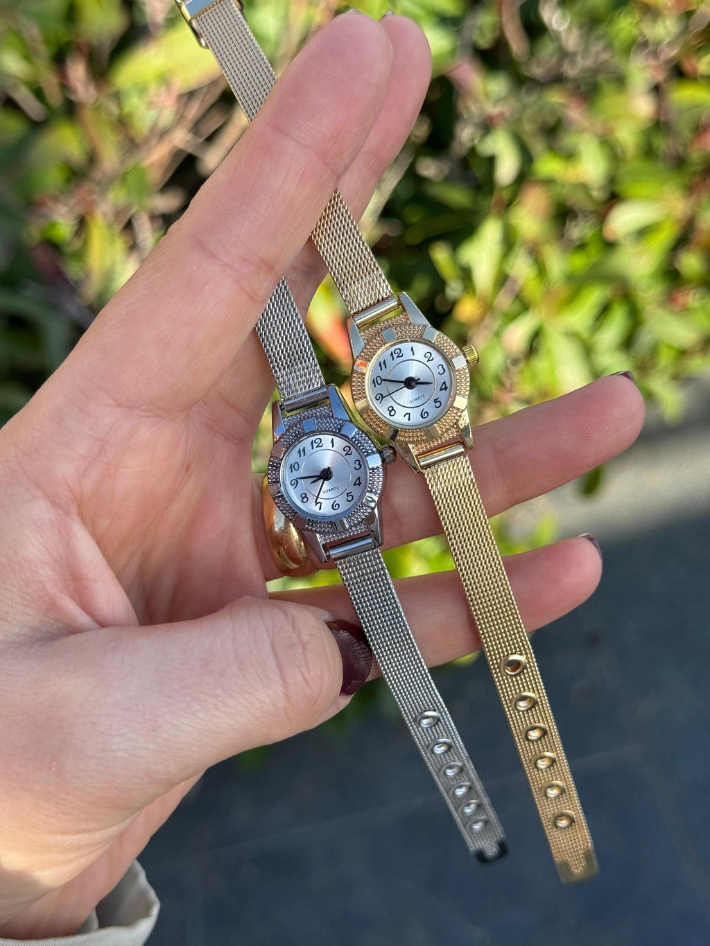 Women’s Mesh Strap Watch: 18mm Small Dial, Gold or Silver, Gift for Her