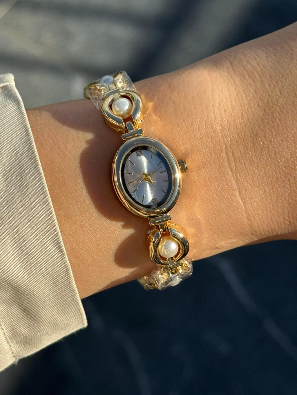 Pearl Bracelet Women’s Watch, Oval Dial 26mm, Quartz Watch,  Gift for Her