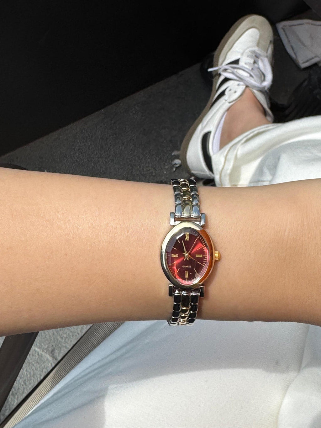 Elegant Women’s Bracelet Watch, Gold Tone Quartz WristWatch, Classic Jewelry Style, Gift Her Hor