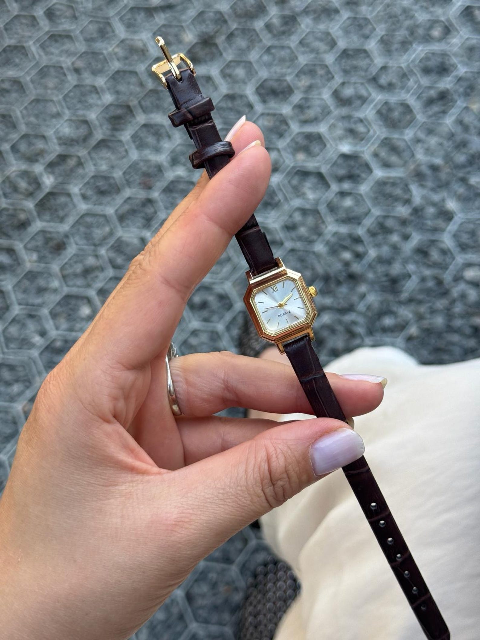 Minimalist Square Case Watch, Leather Strap Watch, Quartz WristWatch, Everyday Elegant